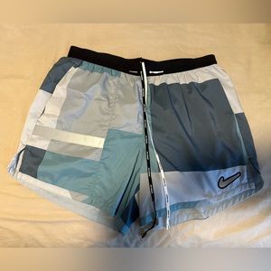 Large Nike 5” LIMITED EDITION Shorts (ONLY WORN ONCE)